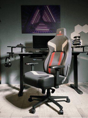 体工学看看双刃骑士如何诠释电竞椅pg模拟器试玩电竞椅也可以很人(图2)