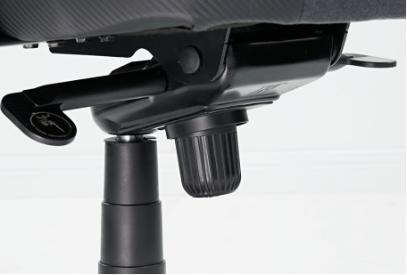 体工学看看双刃骑士如何诠释电竞椅pg模拟器试玩电竞椅也可以很人(图4)